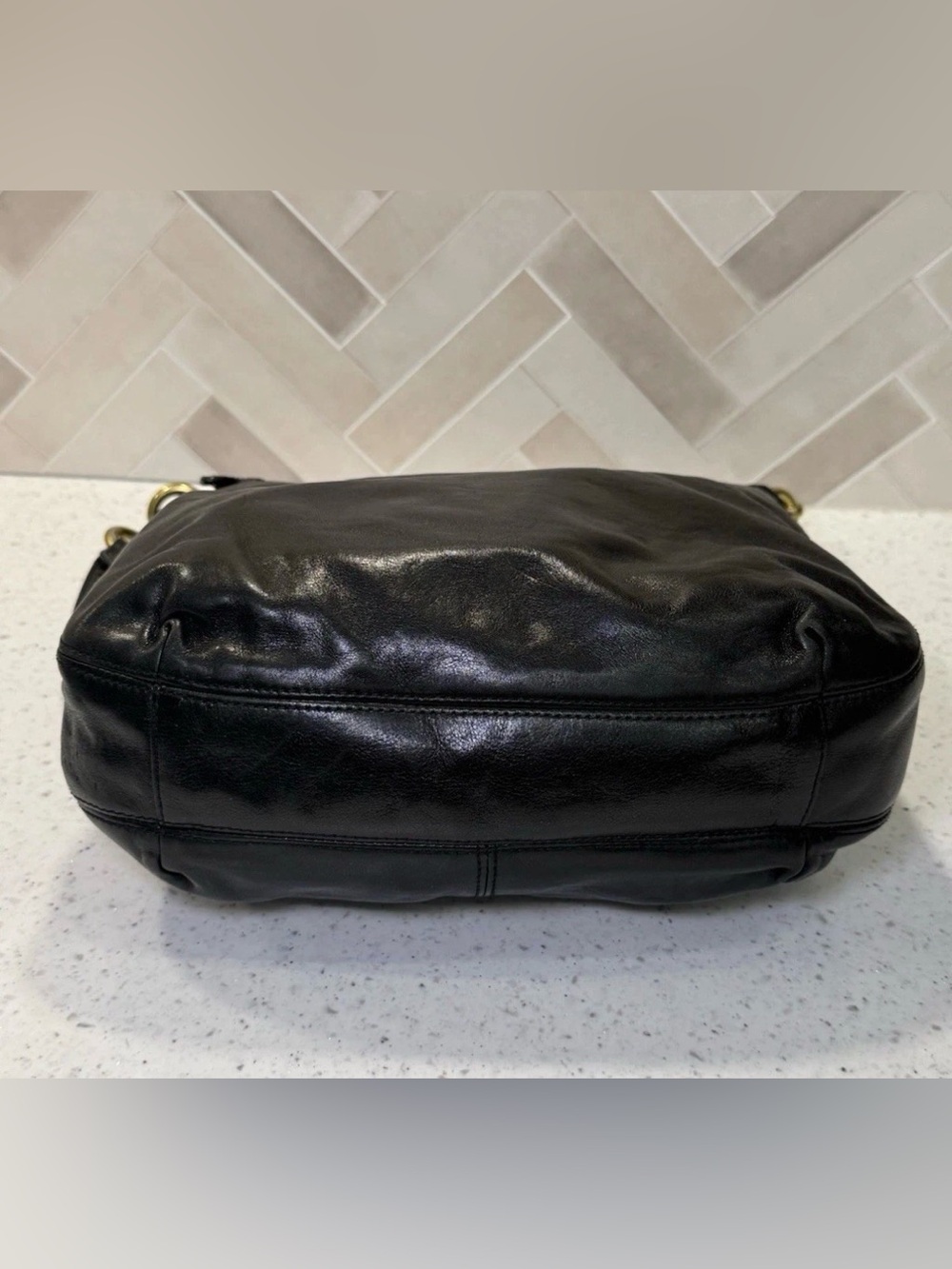 Coach Ashley Hobo Hippie Leather F20114
Pleated Shoulder Bag Handbag Purse READ - Picture 6 of 10